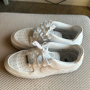 Size 7 women’s Air Force 1s